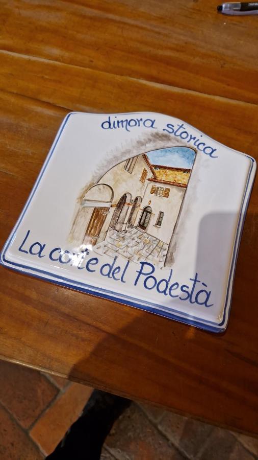 La Corte Del Podesta Sarteano Bagian luar foto